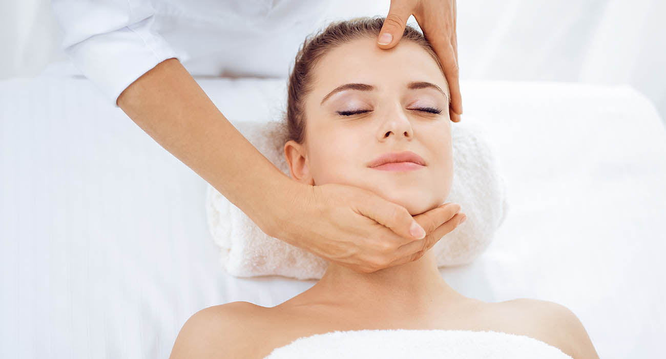 Masajes Anti-envejecimiento para el rostro