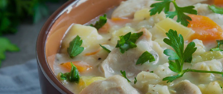 CALDO DE POLLO